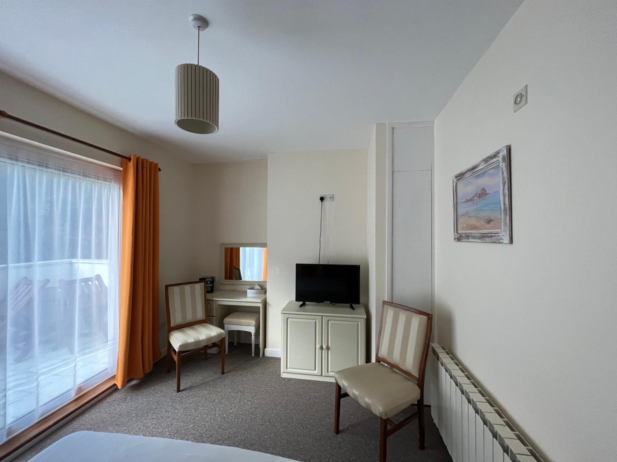 The Prince Of Wales Hotel St Ouen's Buitenkant foto