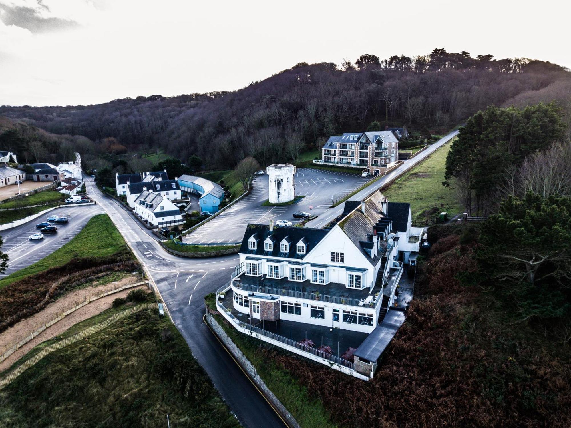 The Prince Of Wales Hotel St Ouen's Buitenkant foto